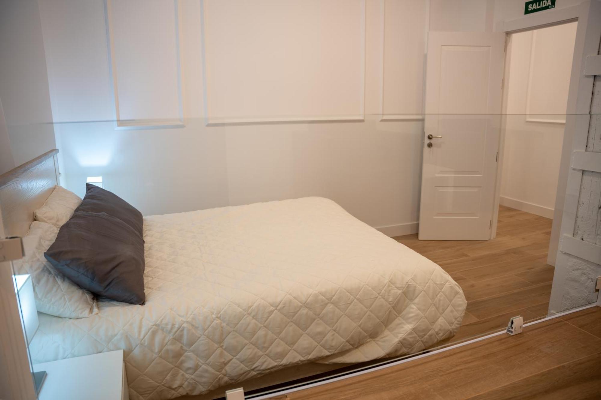 La Bahia Rooms Santander Bagian luar foto